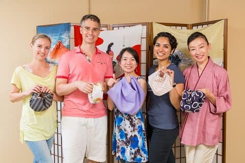 Furoshiki Cloth Wrapping