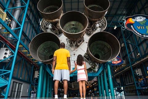 Dagstur til Kennedy Space Center med luftpudebåd fra Orlando
