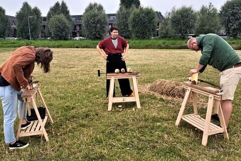 Privat verksted for treskomakeri i Simonehoeve