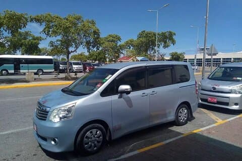 Kingston Airport Transfer Private Taxi Service***