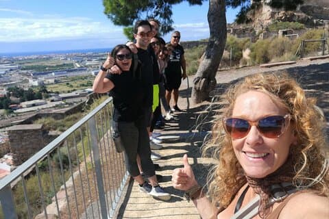 Valenciaanse grotten met boottocht en privédagtrip Sagunto