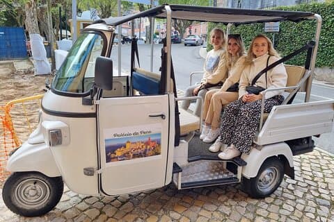 Discover Sintra of Tuk Tuk: Palaces, Legends and Landscapes