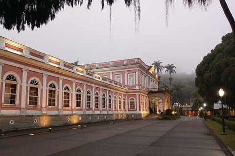 Conheça a montanha imperial mais famosa do Rio! (Petrópolis)