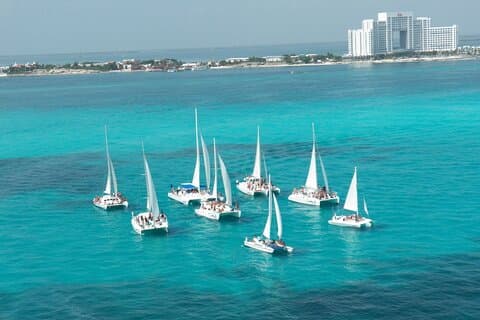 Complete Isla Mujeres excursion from Cancun with all inclusive