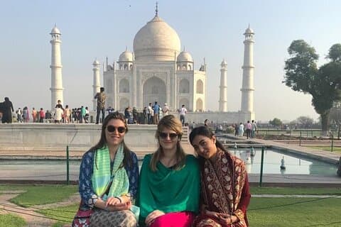 From Jaipur- Private Day Trip To Taj Mahal Agra By Car