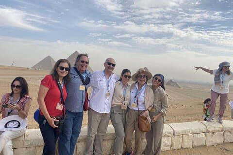 Stora pyramiderna i Giza och nationalmuseet för egyptisk civilisation med lunch