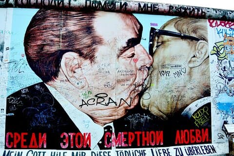 Private Berlin Tour: Berlin Wall & Cold War First-Hand Stories