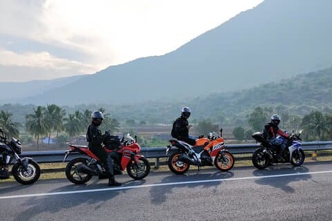 16-Days Rajasthan Private Motorbike Tour with Delhi & Agra