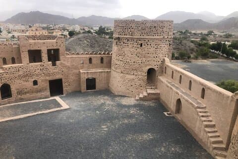 Full-Day East Coast Private Tour to Fujairah from Dubai