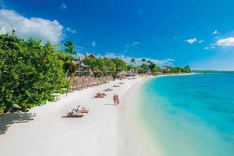 Negril's privédagtrip met Margaritaville en Rick's Cafe