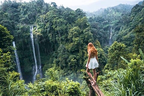 Visite privée de 13 heures de la cascade Sekumpul et Aling-Aling (tout compris)