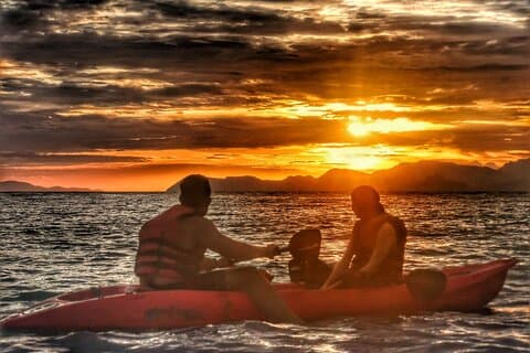 Langkawi Sunset Kayaking Adventure med naturguide
