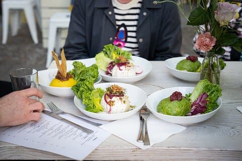 De Berlijnse culinaire ervaring: Een regionale & culturele foodtour