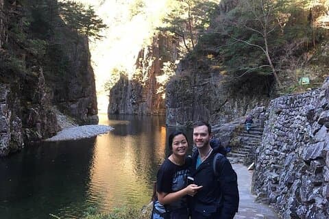 Private Sandankyo Valley Tour from Hiroshima with a Local Guide