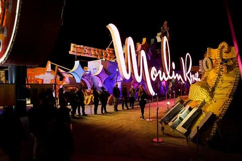 Las Vegas Night Flight med helikopter med Neon Museum Adgang