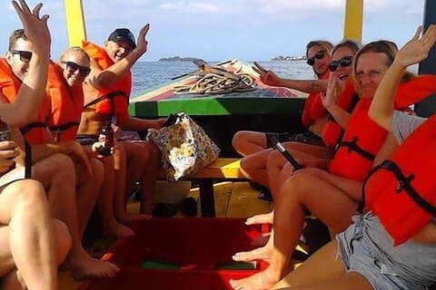 Tagesausflug nach Negril von Montego Bay/Bootsfahrt nach Booby Cay Island/Mittagessen mit Hummer