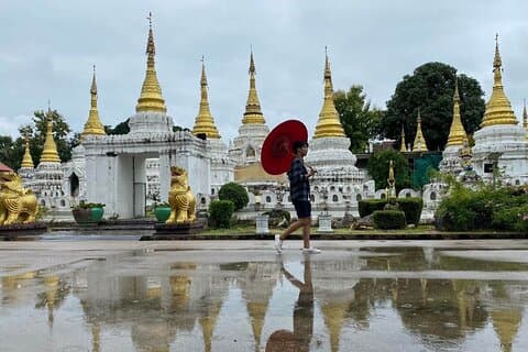 Tour all-inclusive privato di Lampang per l'intera giornata