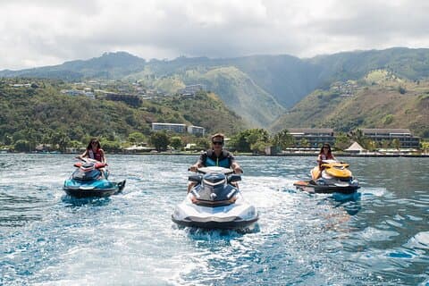 Passeio de jet ski de 2 horas em Puna'auia