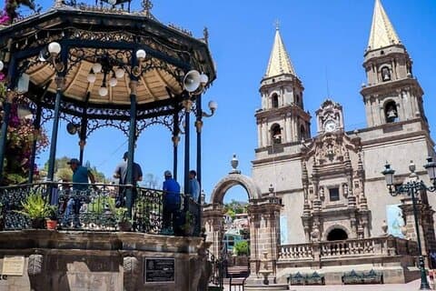 Visita Religiosa a Talpa de Allende desde Guadalajara
