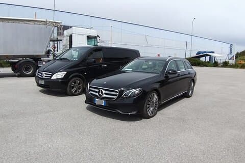 Genoa Airport (GOA) to Milan - Round-Trip Private Transfer