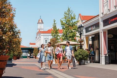 Service de navette Designer Outlet Parndorf au départ de Vienne