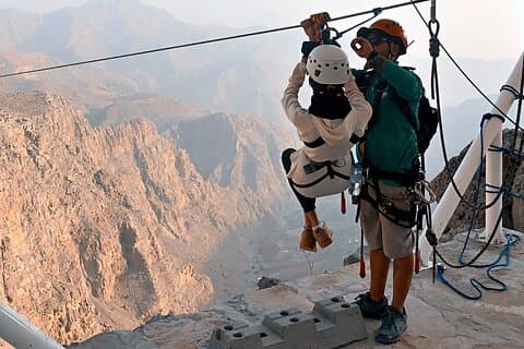 Jebel Jais Sky Tour – ドバイからの世界最長のジップライン ツアー