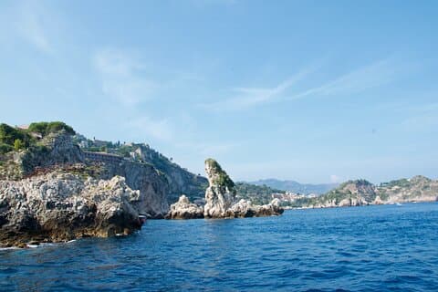 Båttur Taormina og Isola Bella: med snorkling og aperitiff