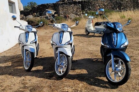 Alugue uma Scooter 125cc e explore mykonos, On Wheels