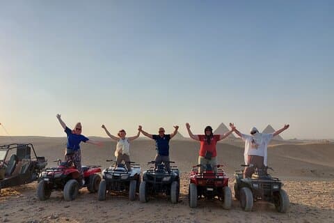 Eine private Tour zur Pyramide von Gizeh, Sphinx, Kamel, Mittagessen und ATV-Fahrrad