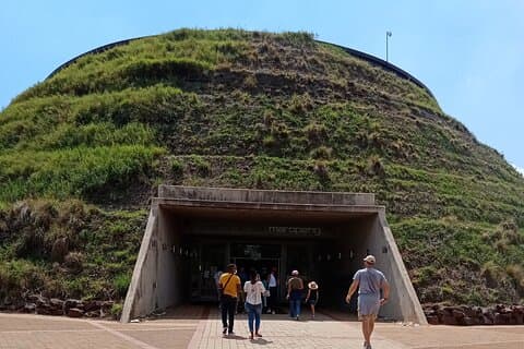 Grotten van Sterkfontain en Museum Maropeng Halve Dag Tour