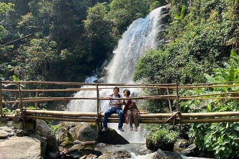 Privat All-inclusive Doi Inthanon & Pha Dok Siew Waterfall Tour