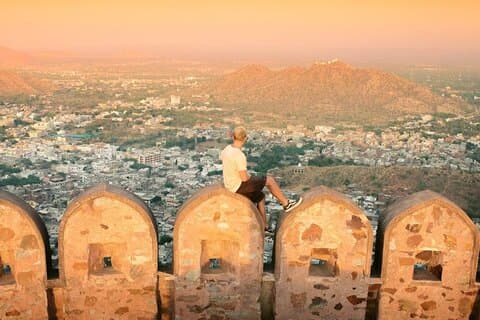 Jaipur heldags privat tur inklusive solnedgang ved Nahargarh Fort