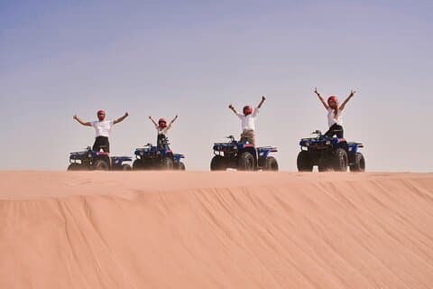 Heldags privat Qatar Desert Safari Tour til Khor Al Adaid