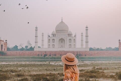 Excursión de lujo de 02 días al Taj Mahal al amanecer y al atardecer con Fatehpur Sikri desde Delhi