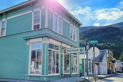 Skagway Trail and Sail