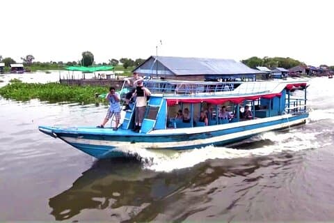 シェムリアップからバッタンバンまでの遊覧船の旅