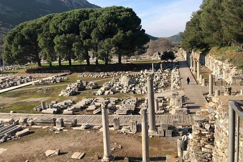PASSAGERS DE CROISIÈRE : Éphèse, maisons en terrasse et visite de la Vierge Marie