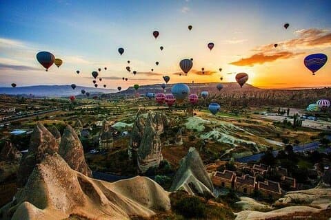 Cappadocia 2-daagse tour met heteluchtballon Goreme