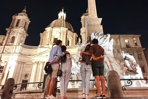 Tour a pie nocturno de Roma por el Panteón Fontana di Trevi Navona y más
