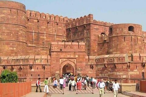 Visite privée d'une journée complète du Taj Mahal en voiture depuis Delhi avec prise en charge