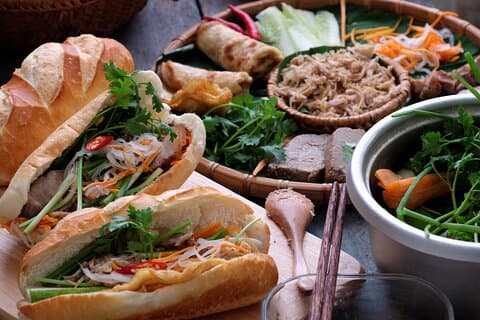 Eats After Dark: Ultimate Saigon Street Food Adventure - Night Tour