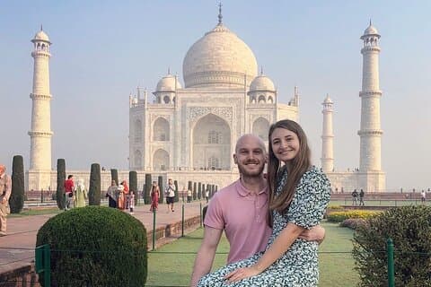 De Mumbai : visite d'une nuit du Taj Mahal avec vol et hôtel