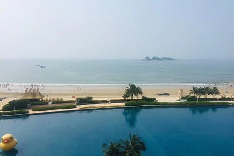 Excursão privada de um dia à praia de Yangjiang saindo de Guangzhou