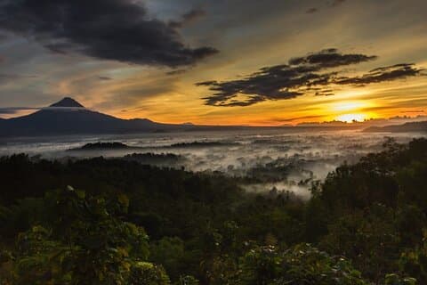 Yogyakarta Day trip Borobudur & Prambanan Temples