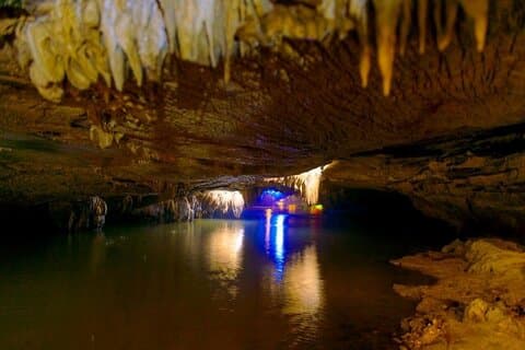 Ninh Binh 2 - Day Private Tour: Alle høydepunkter av kulturarven