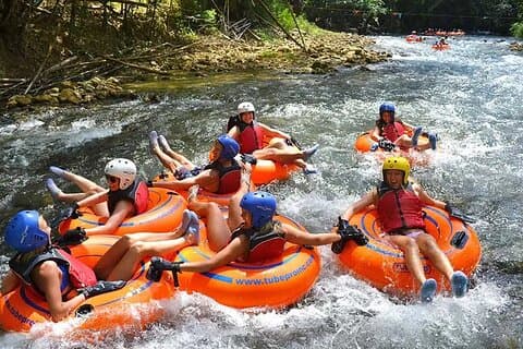 Privat Green Grotto Cave og River Tubing fra Montego Bay