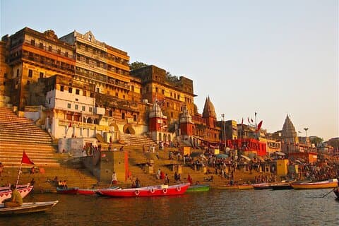 Privat overføring Agra til Varanasi med bil