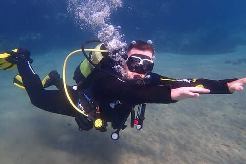 Upptäck dykning på Lanzarote (Costa Teguise)