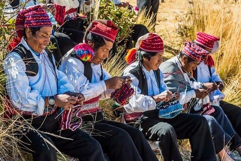 Heldags Titicaca-søen tur til Uros og Taquile-øerne