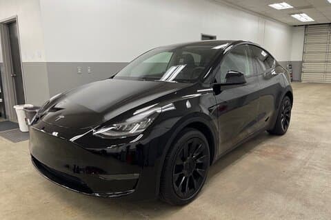 Visite privée en SUV par Tesla 100% électrique